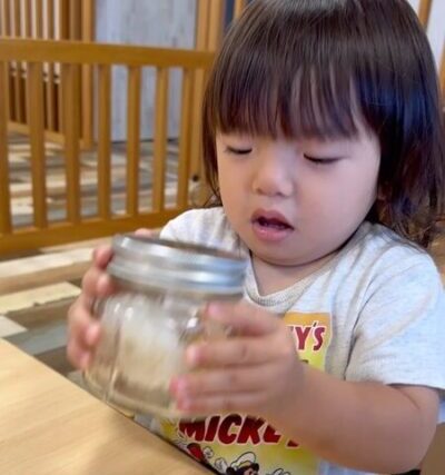 今月の食育としてお月見団子風のおにぎり作り