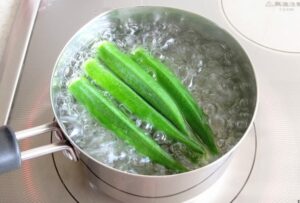 ネバネバパワーで夏を元気に乗り切ろう!「オクラの和風チャーハン」