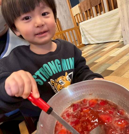 いちごジャムづくり